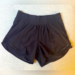 Lululemon Hotty Hot High-Rise Lined Short 4".